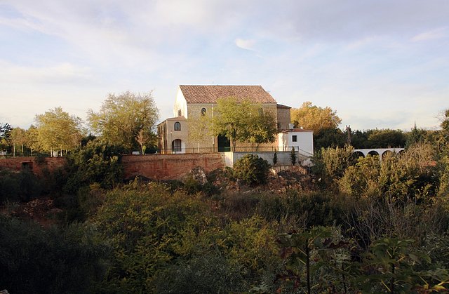 ermita al atardecer