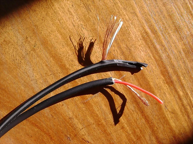 069 (1) 069 (1)