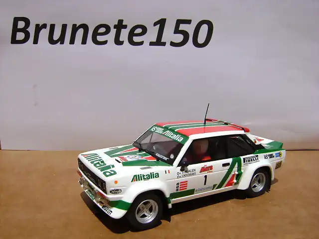 14 FIAT 131 Abarth Alitalia scalextric