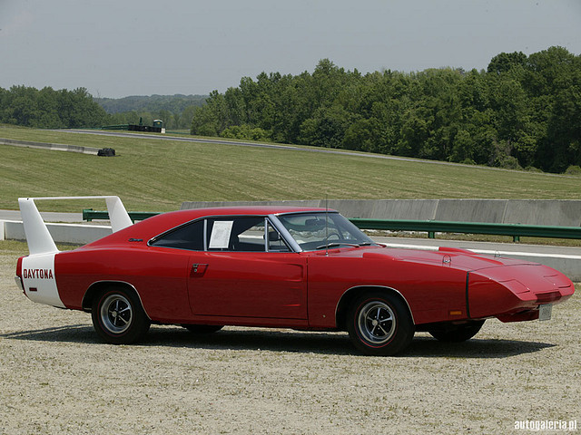 dodgechargerdaytona1969qr8