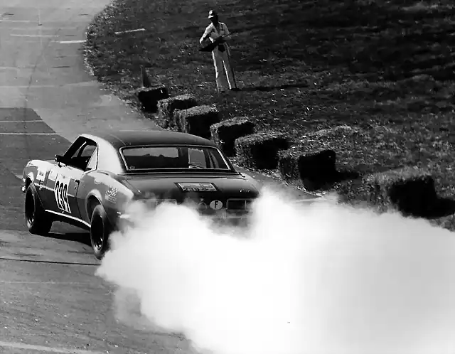 Chevrolet Camaro - TdF '71 - Marquigny - 02