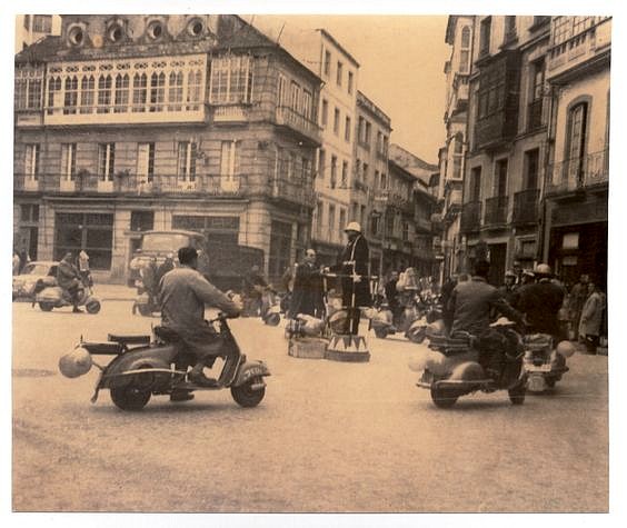 Pontevedra Pl. de la Peregrina (2)