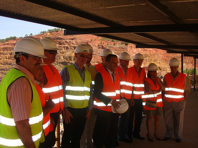 Alcalde de Camas visita M..de Riotinto y Emed-Fot.-J.CH.Q.-16.06.11.jpg (13)