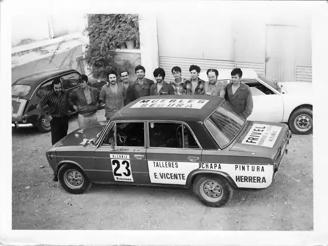 alca?iz a?o 69-70 con feliz lopez yalguno mas ? con Felix Lopez, Emilio Jose Vicente, fernado quilez y emilio batanero.