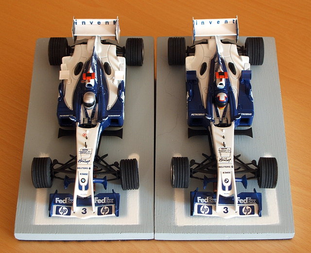 Williams FW 26 2004 Scalextric y SCX 1