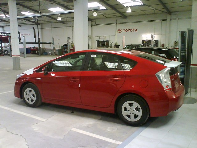 Prius Rojo Avance Techo Solar