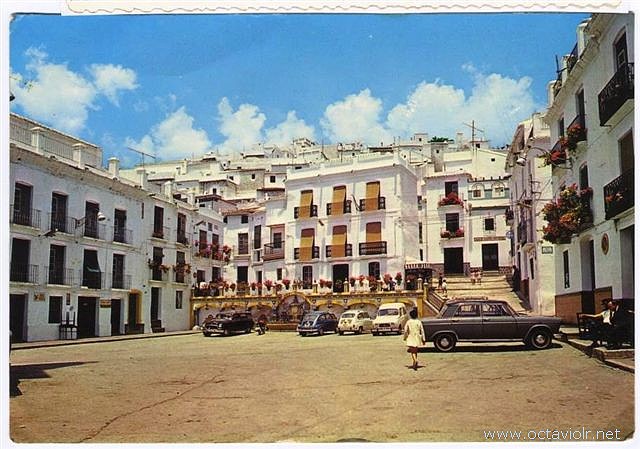 competa plaza almijara malaga