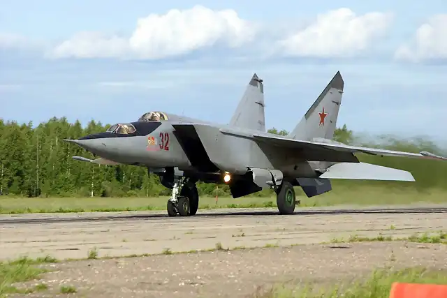 MiG-25RU