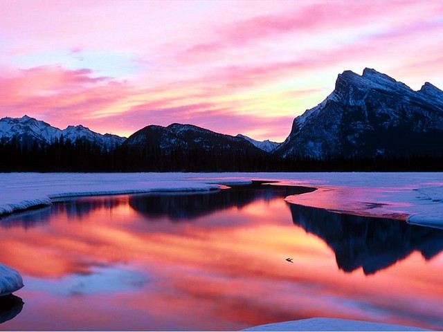 frozen_vermillion_lakes_banff_n_park