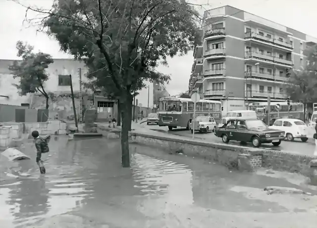 Madrid Av. Real de Pinto b? Villaverde 1977