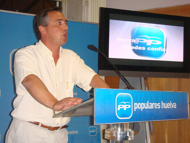 02-Miting PP en Nerva-Fco. Jos Gallardo candidato-Fot.J.Ch.Q.17.05.11.jpg (1)