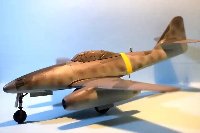 Me 262 009