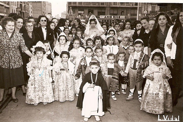 altar ni?os san vicente empieza la procesion altar ni?os san vicente empieza la procesion