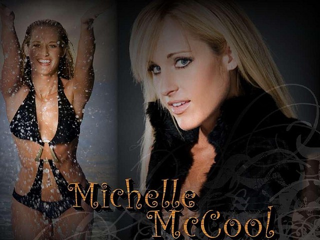 Michelle-McCool-Wallpaper2