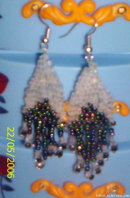 Pendientes punto comanche