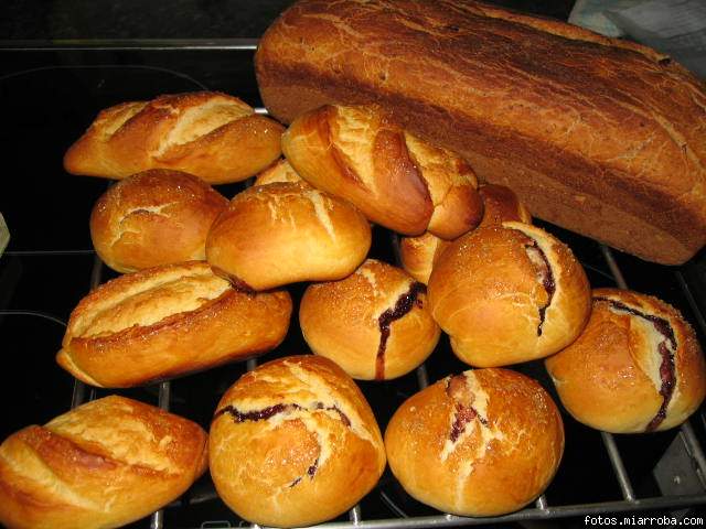 BOLLITOS LECHE CONDENSADA Y PAN CANELA C/PASAS