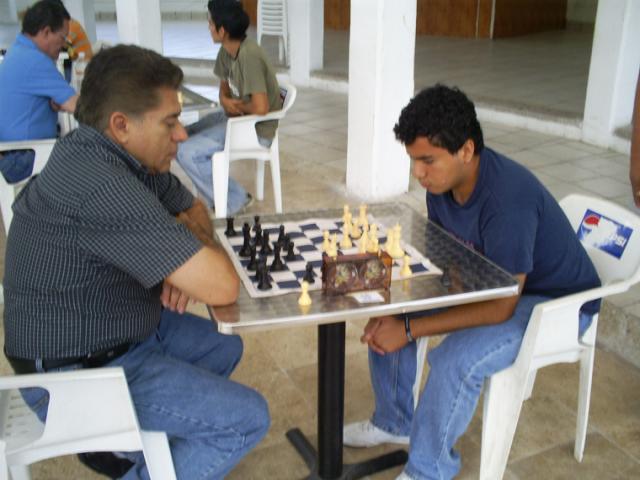 Ing. Herrera vs Fernando Graniel, R: Tablas