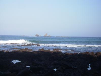 vista del pedrero con la mar al fondo