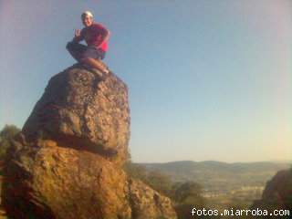 Mi hermano saludando el mismo dia de escalada :)