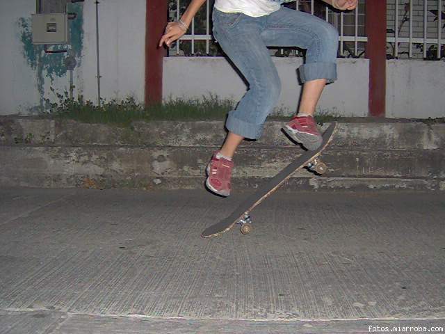 fue un intento de ollie al parecr xD fue un intento de ollie al parecr xD