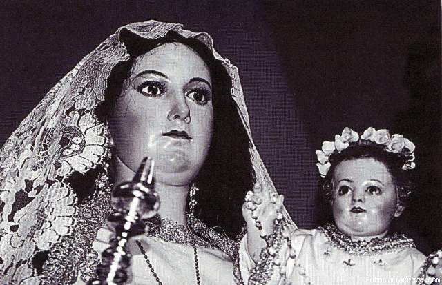 VIRGEN DEL ROSARIO (SALZILLO) ANTES DE SER CORONADA  CANONICAMENTE EN 1999 - LA ALBERCA