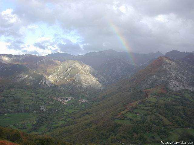 Aqu se puede ver justo abajo la carretera desde donde se empieza a subir