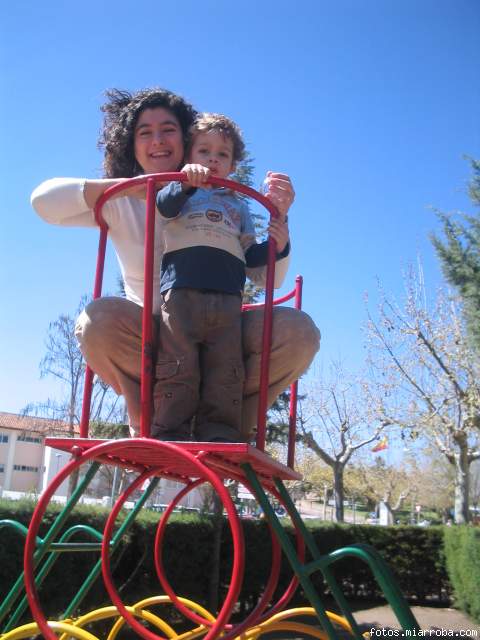 en los columpios en los columpios