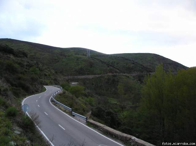 Foncebadn por Molinaseca