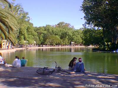 Lago del Parqeu Independencia Lago del Parqeu Independencia