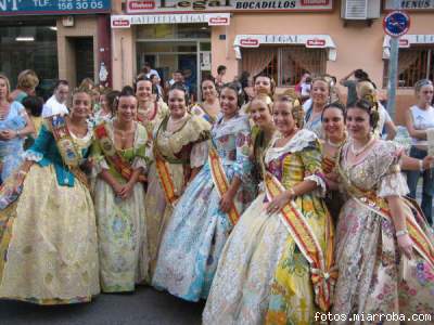 Algunas Falleras Mayores 2006