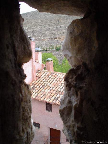 A traves de la muralla A traves de la muralla