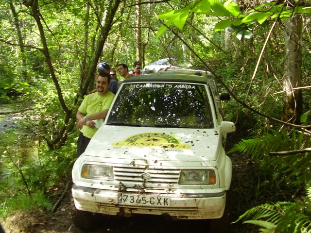 mi coche y yo llenos de barros