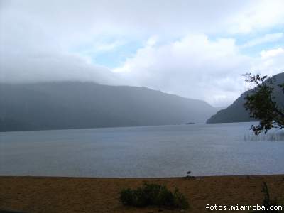 Lago Villarino - S. M. de los Andes - Neuquen - Argentina