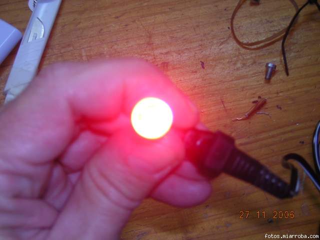 Led de alta luminiscencia (encendido) Led de alta luminiscencia (encendido)