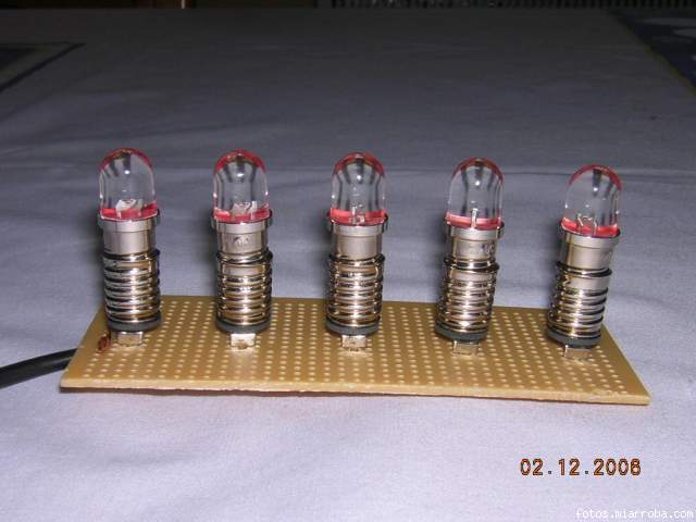 Montaje luz freno baul 2 Montaje luz freno baul 2
