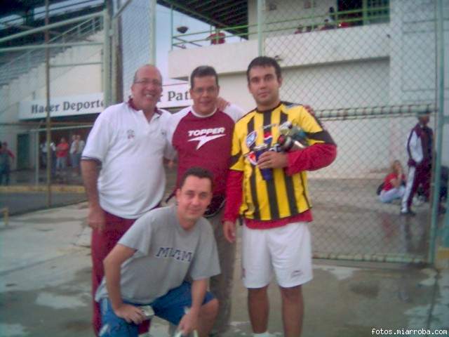 Con los miembros del carabobo F.C.