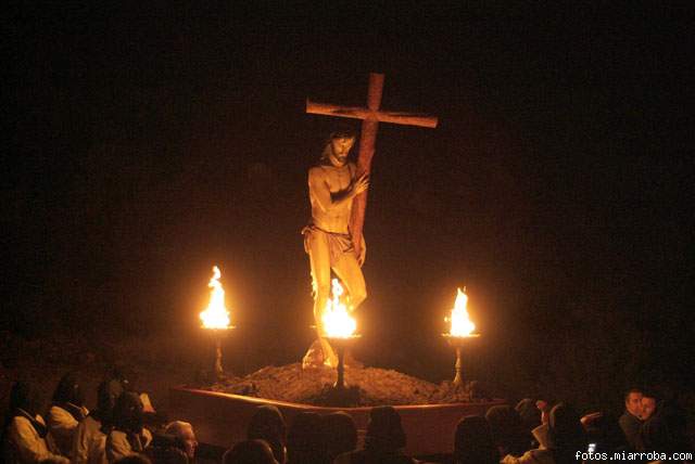 El Cristo con los pebeteros encendidos