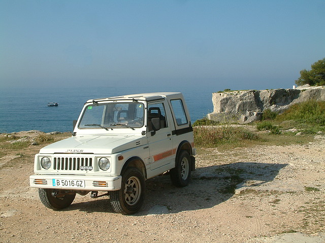 21-05-10 003 Suzuki J-410