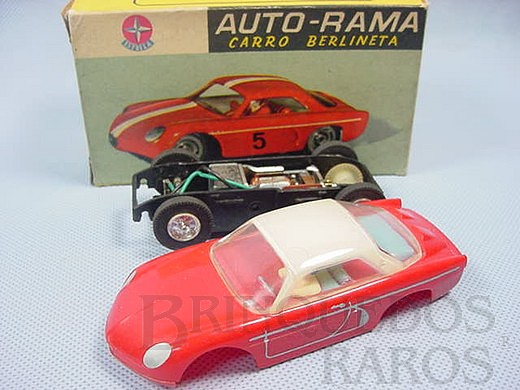 Berlineta Interlagos Rojo techo Blanco chasis caja negro