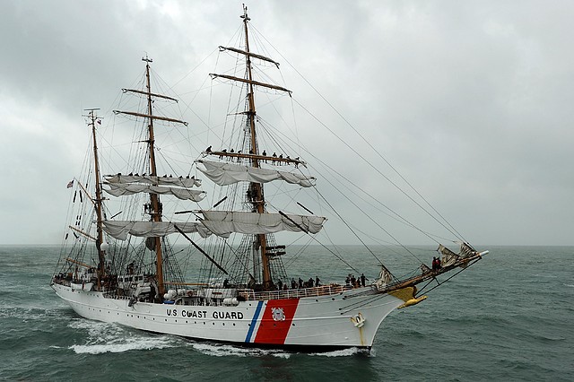 USCG-Eagle_04