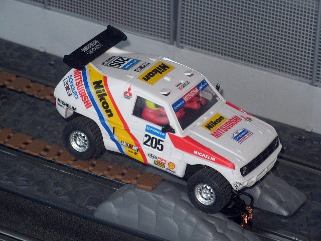 raid-1991-paris dakar-205-mitsubishi pajero raid-1991-paris dakar-205-mitsubishi pajero