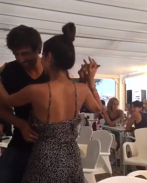Video Hugo IG 23-7-2017 (4) Video Hugo IG 23-7-2017 (4)