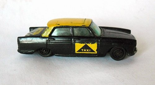 28 Peugeot 404 Taxi (serie 10) 1