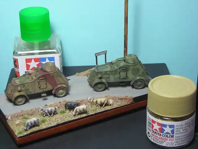 UNL-35 ARMOURED CAR