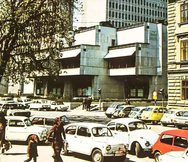 Ljubljana -  Hochh?user am Platz der Republik, 1972
