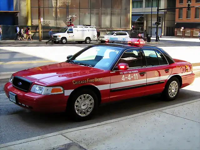 Chicago Fire Department Car-1000 (1024x768)