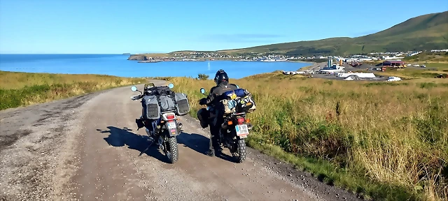HACIA HUSAVIK HACIA HUSAVIK