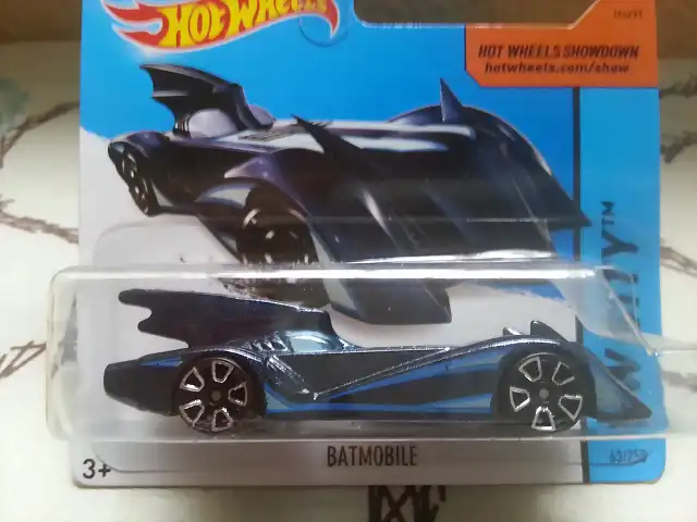 BATMAN - BATMOBILE (THE BRAVE AND THE BOLT) 2