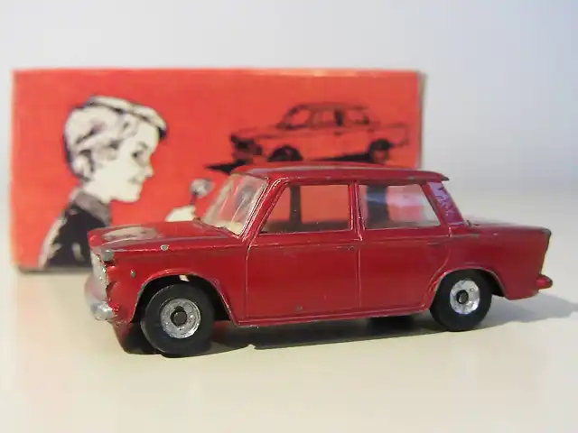 4b Fiat 1500 bord? ruedas goma