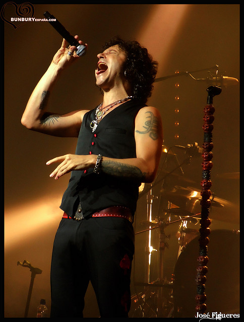 64-Bunbury-Las consecuencias tour 2010